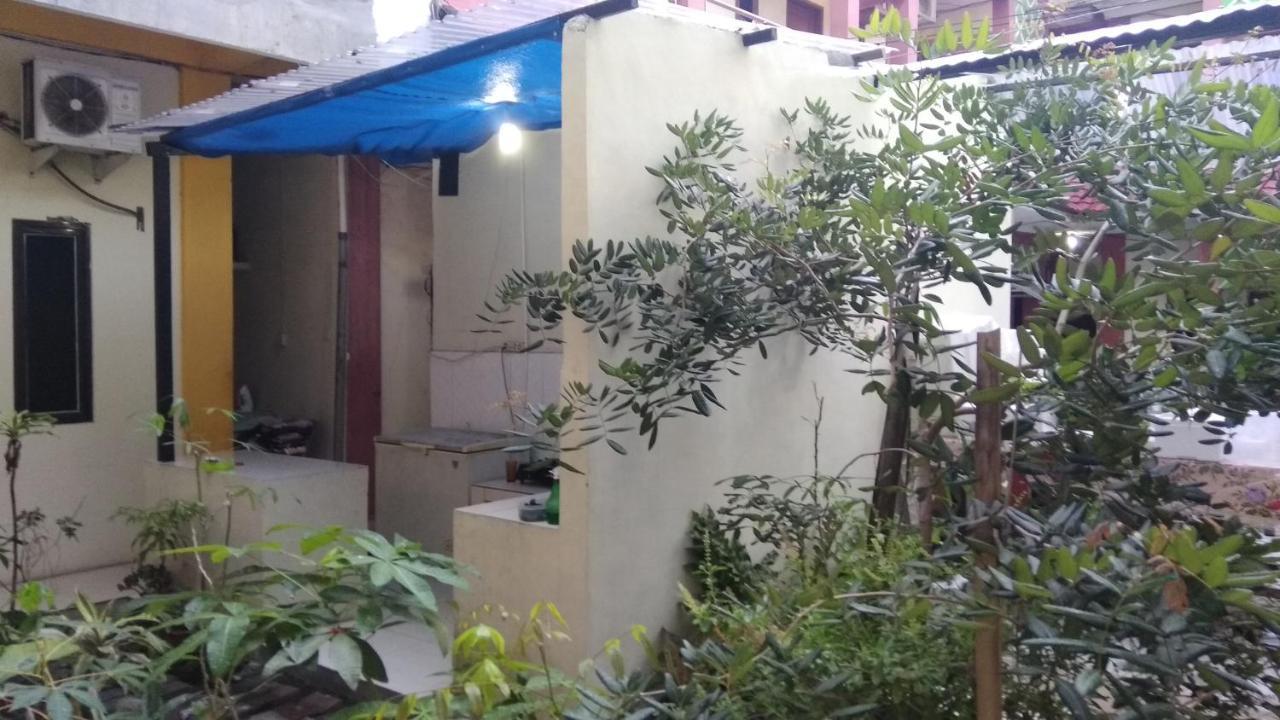 מלון מדאן Pondok Cemara מראה חיצוני תמונה