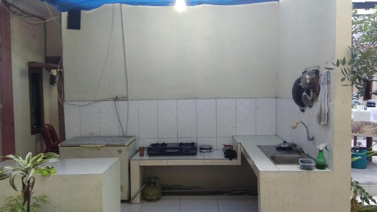 מלון מדאן Pondok Cemara מראה חיצוני תמונה